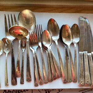 w m rogers silverware silver plated